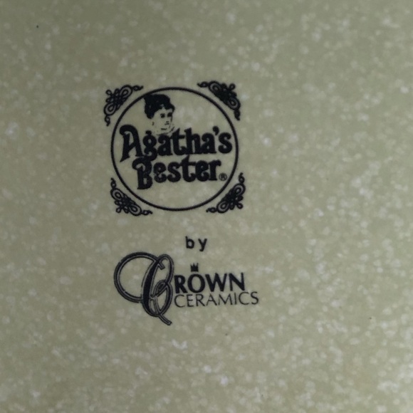 Agatha’s Bester Glazed Ceramic Individual Teapot - Picture 7 of 7